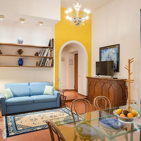 Signoria Apartment With Patio Флоренция Екстериор снимка