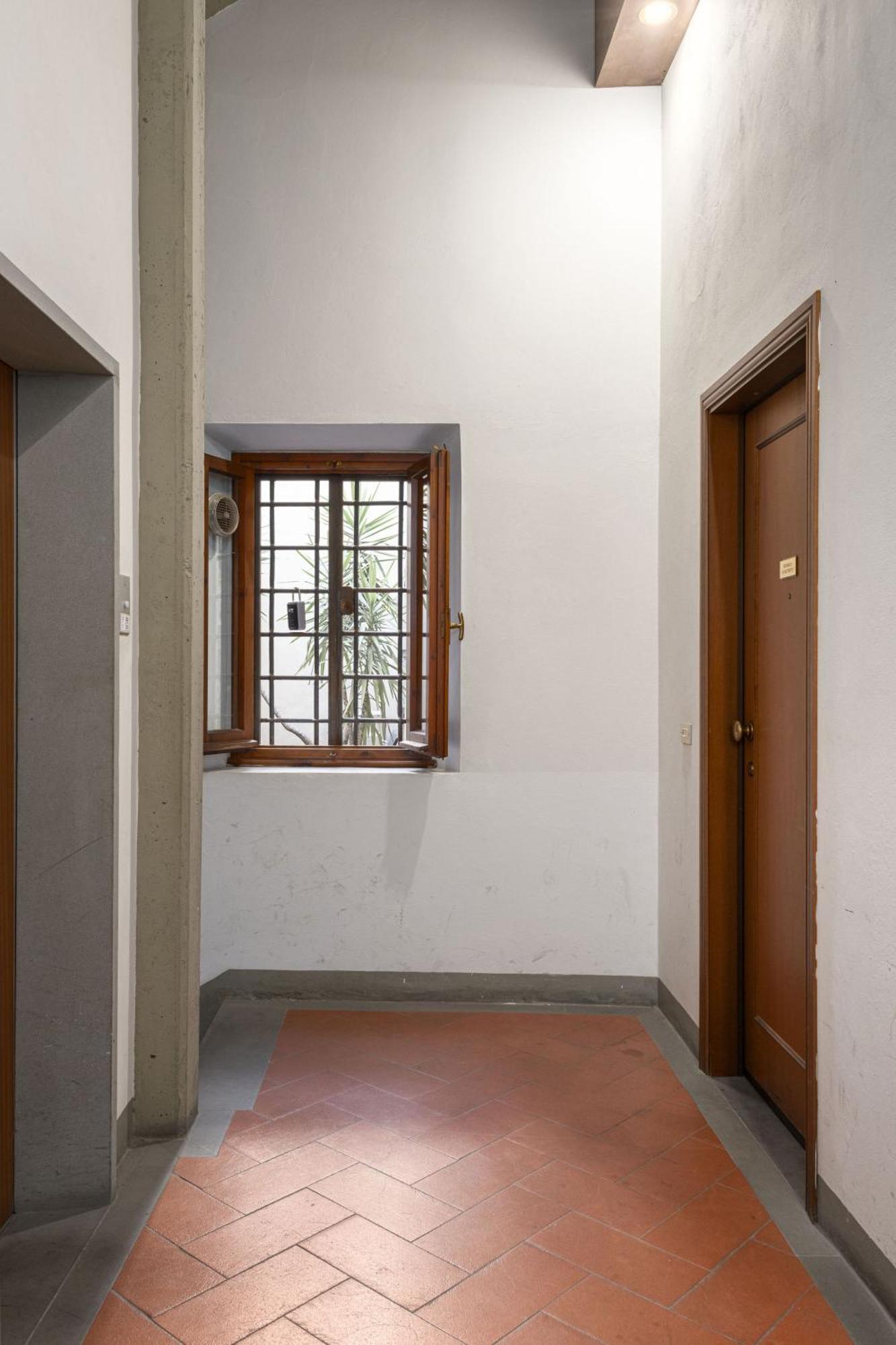 Signoria Apartment With Patio Флоренция Екстериор снимка