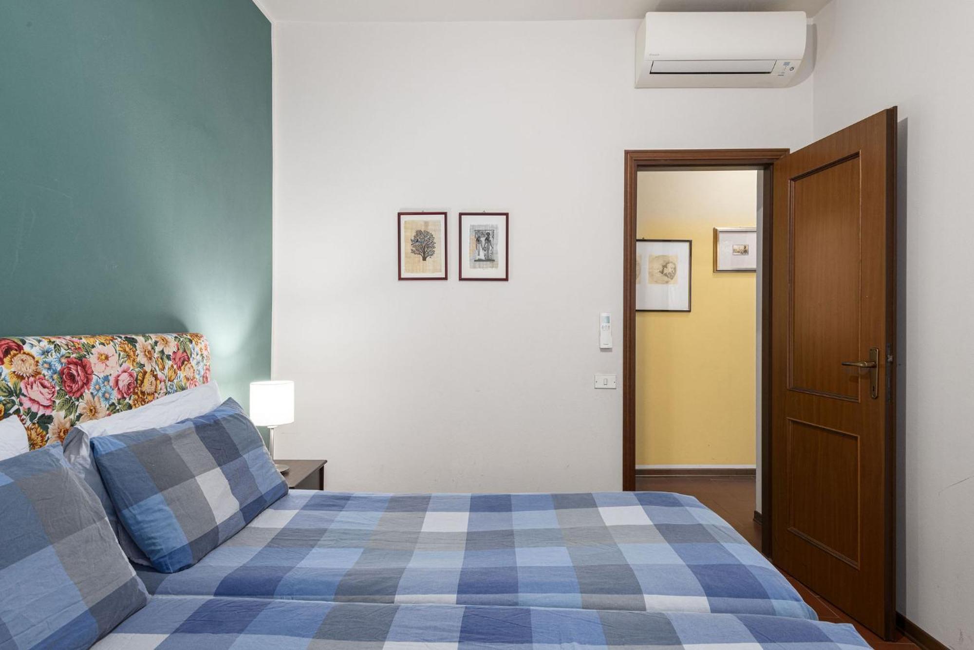 Signoria Apartment With Patio Флоренция Екстериор снимка